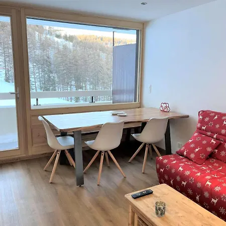 Apartment T2 Cabine, Renove, 6 Couchages, A 20m Des Pistes, Parking Prive - Vars Les Claux - Fr-1-330b-208 *